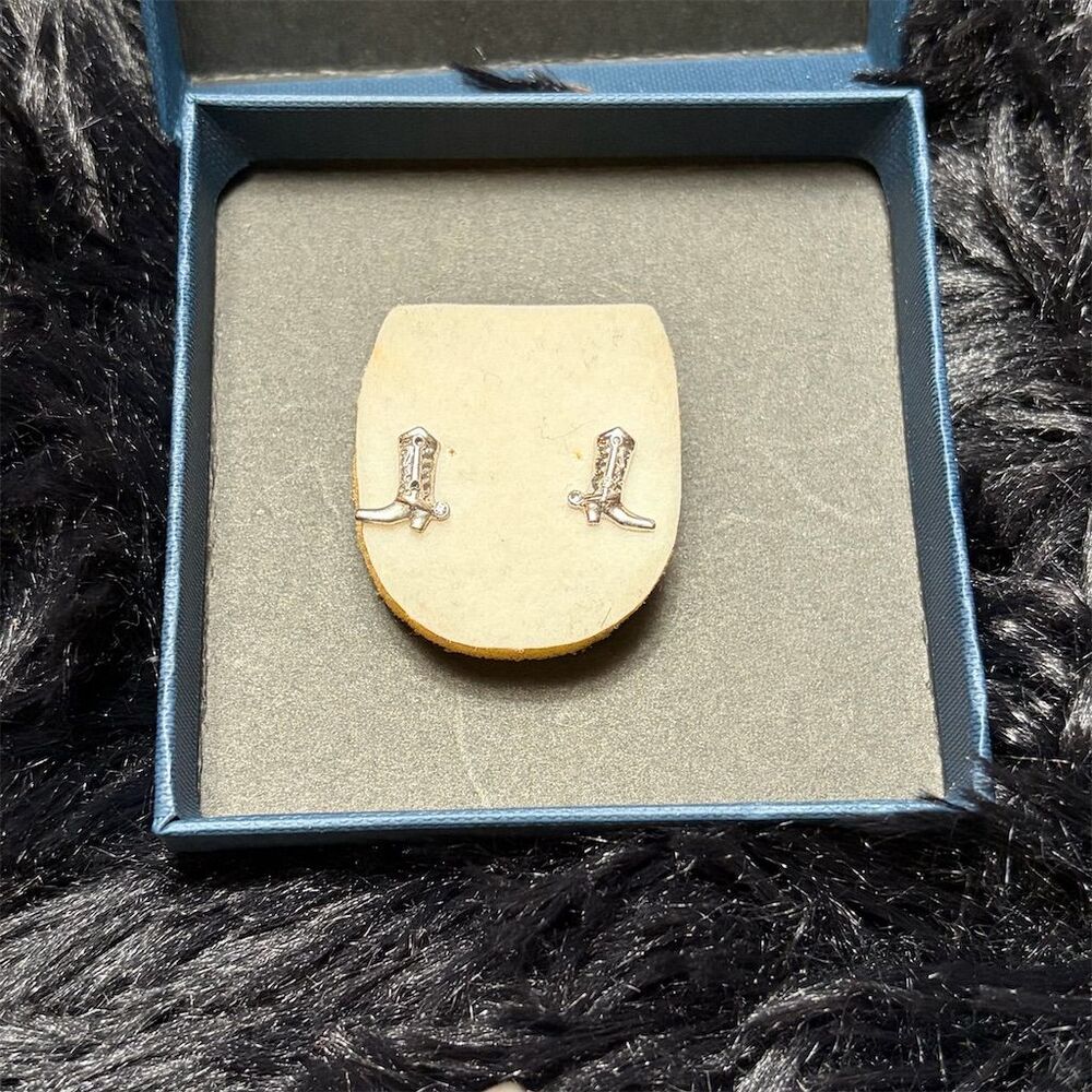 Unk Silver Cowboy Boot Stud Earrings Western Theme Nickel-Free